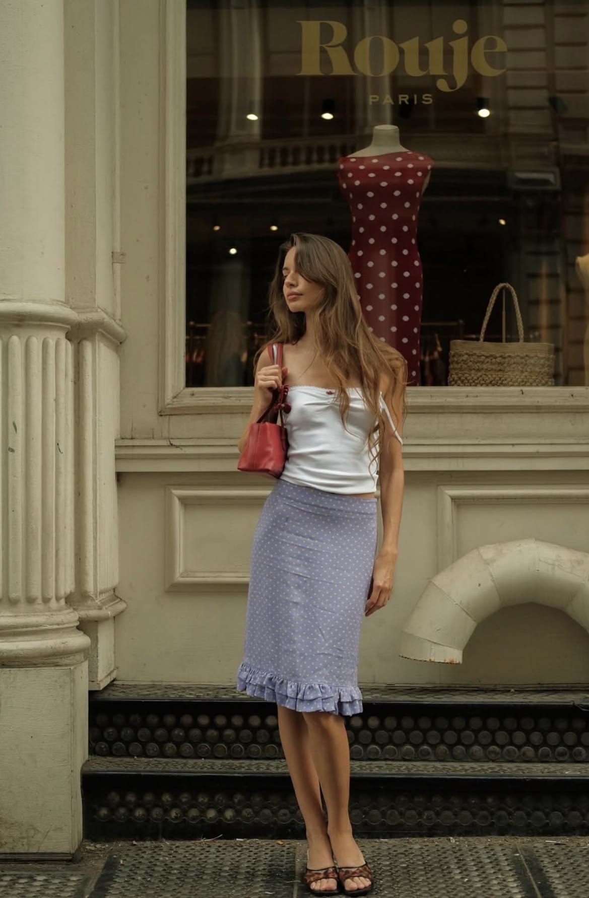 Modern womenswear with refined silhouettes